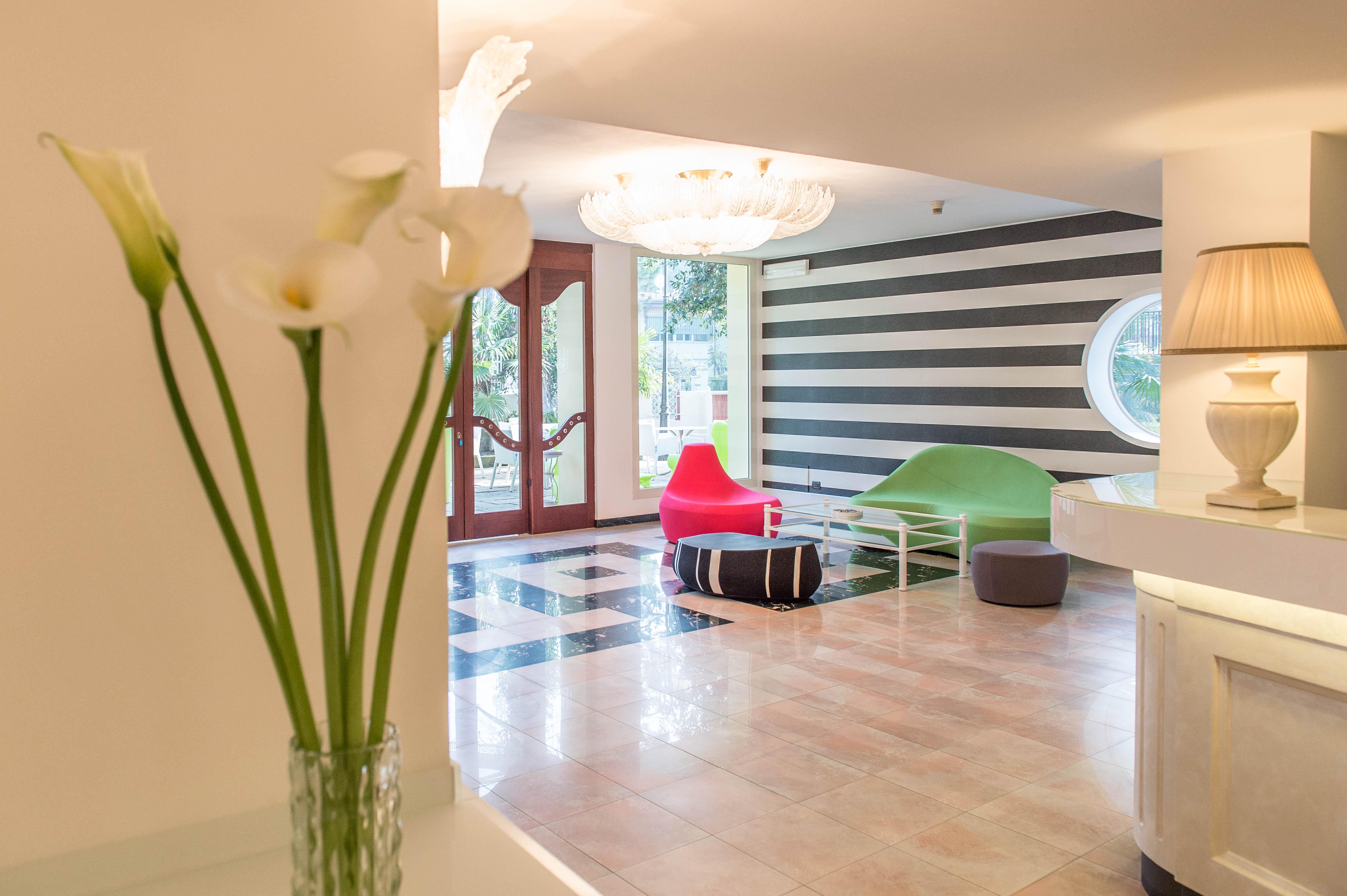 Hotel Luxor Milano Marittima Eksteriør billede