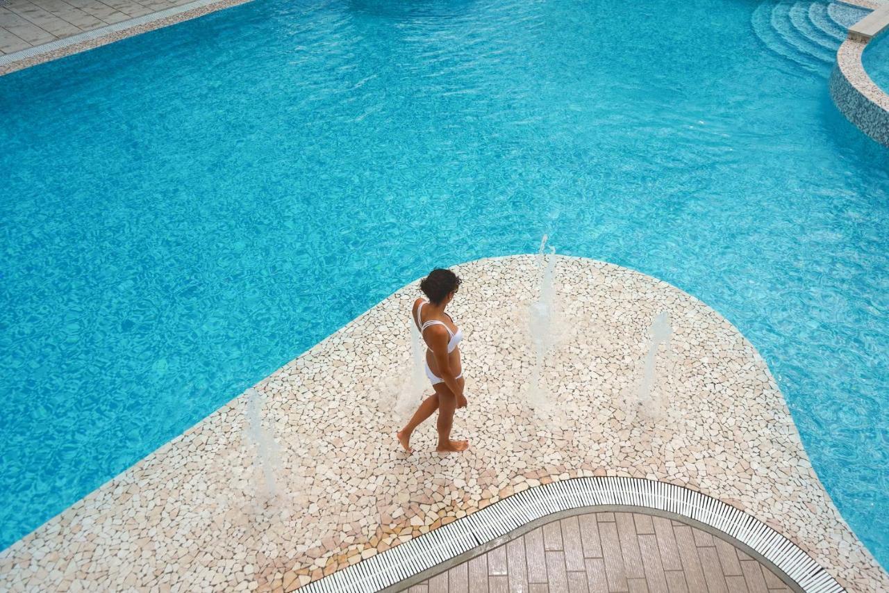 Hotel Luxor Milano Marittima Eksteriør billede