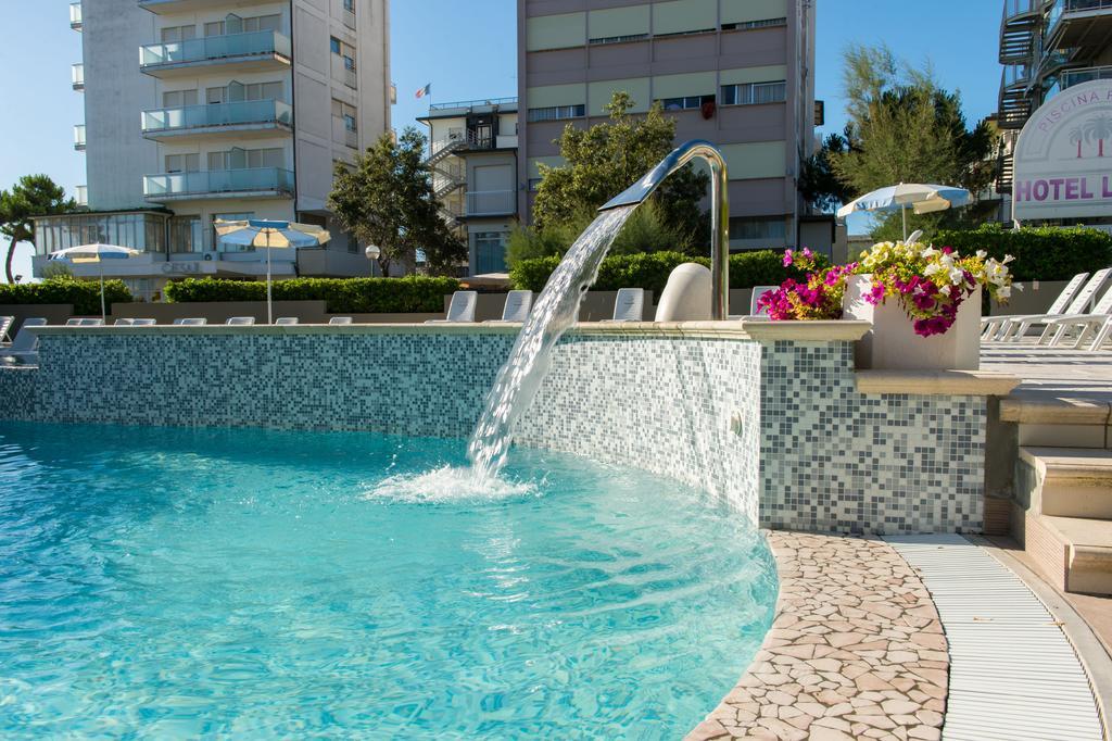 Hotel Luxor Milano Marittima Eksteriør billede