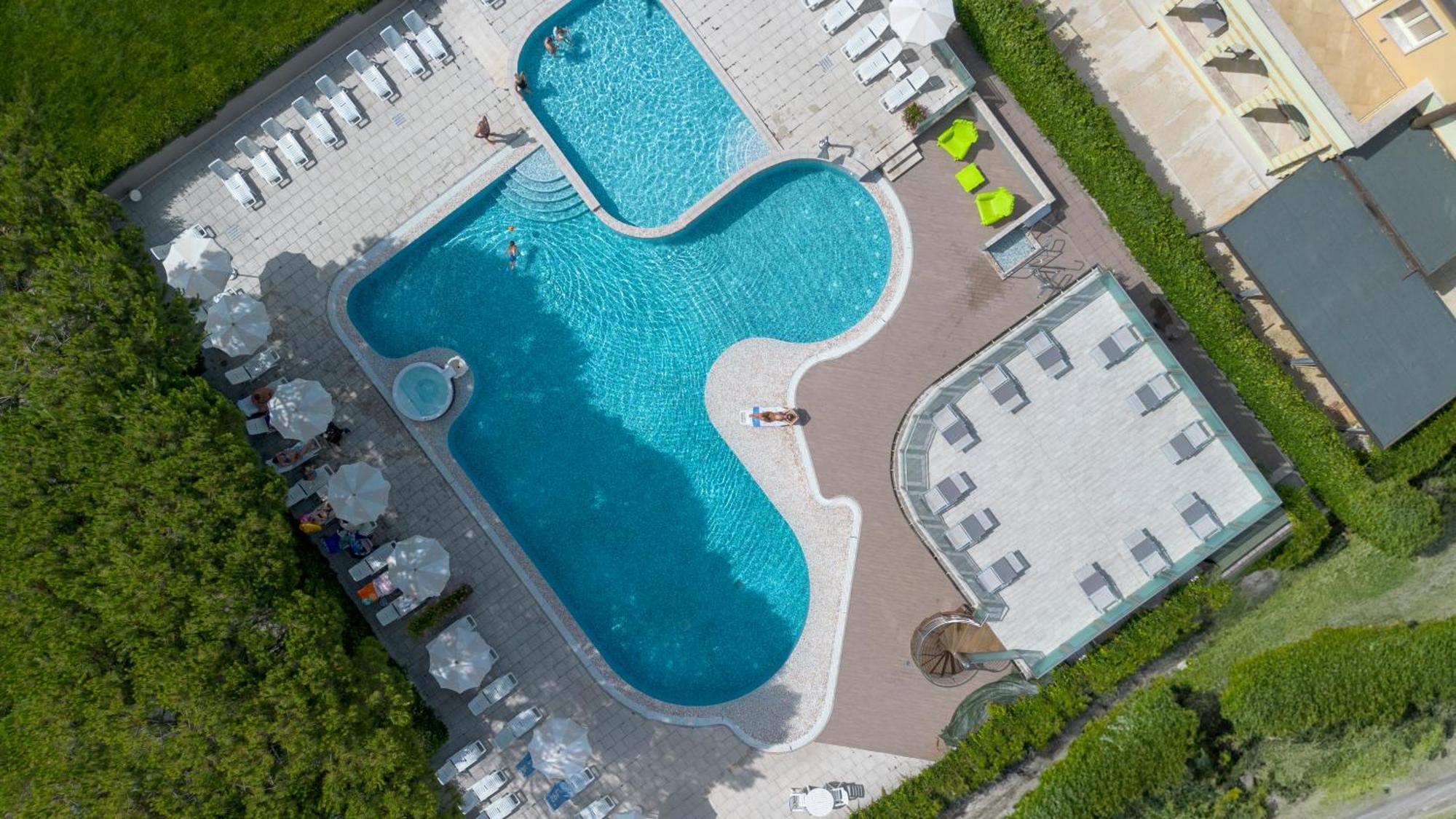 Hotel Luxor Milano Marittima Eksteriør billede