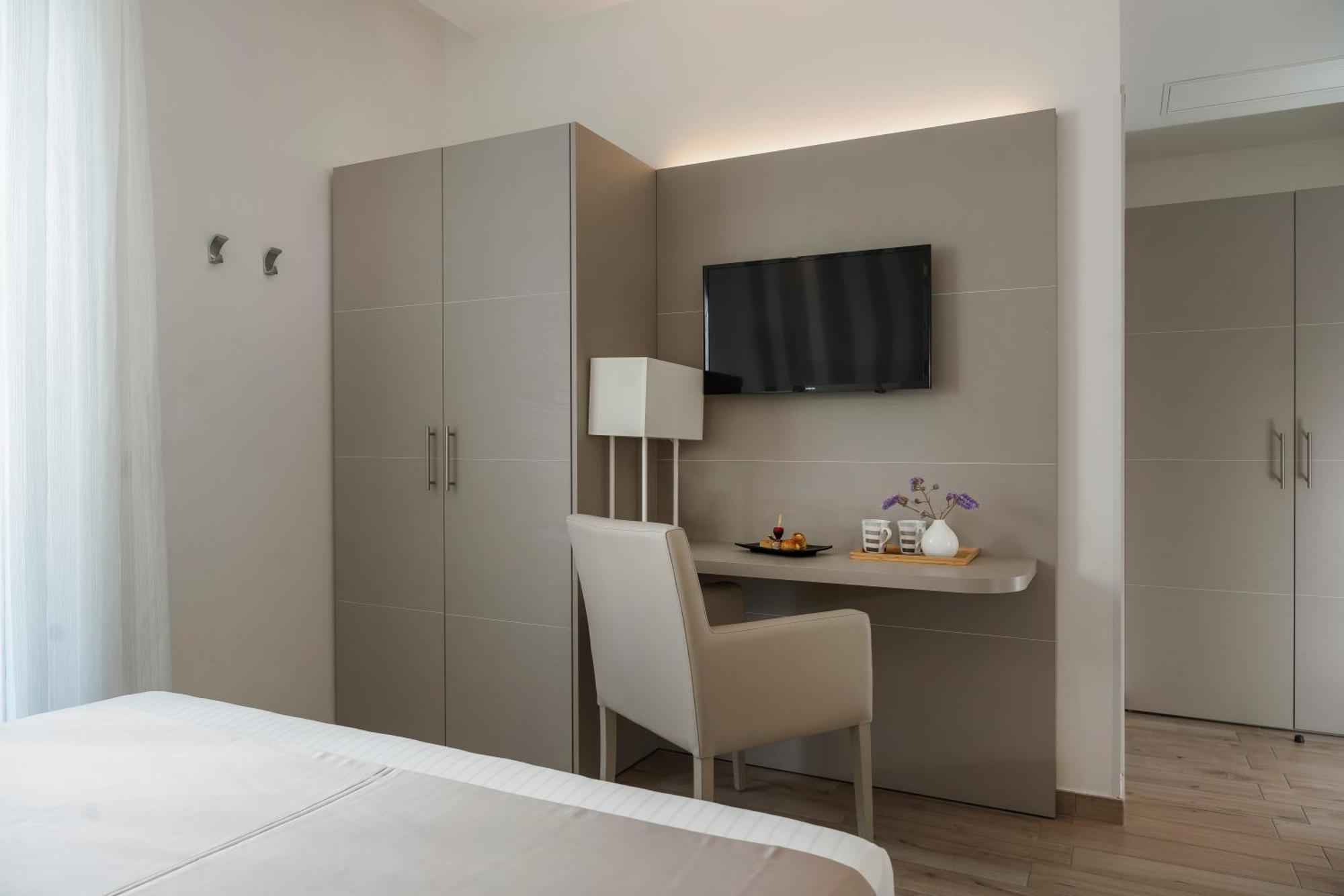 Hotel Luxor Milano Marittima Eksteriør billede