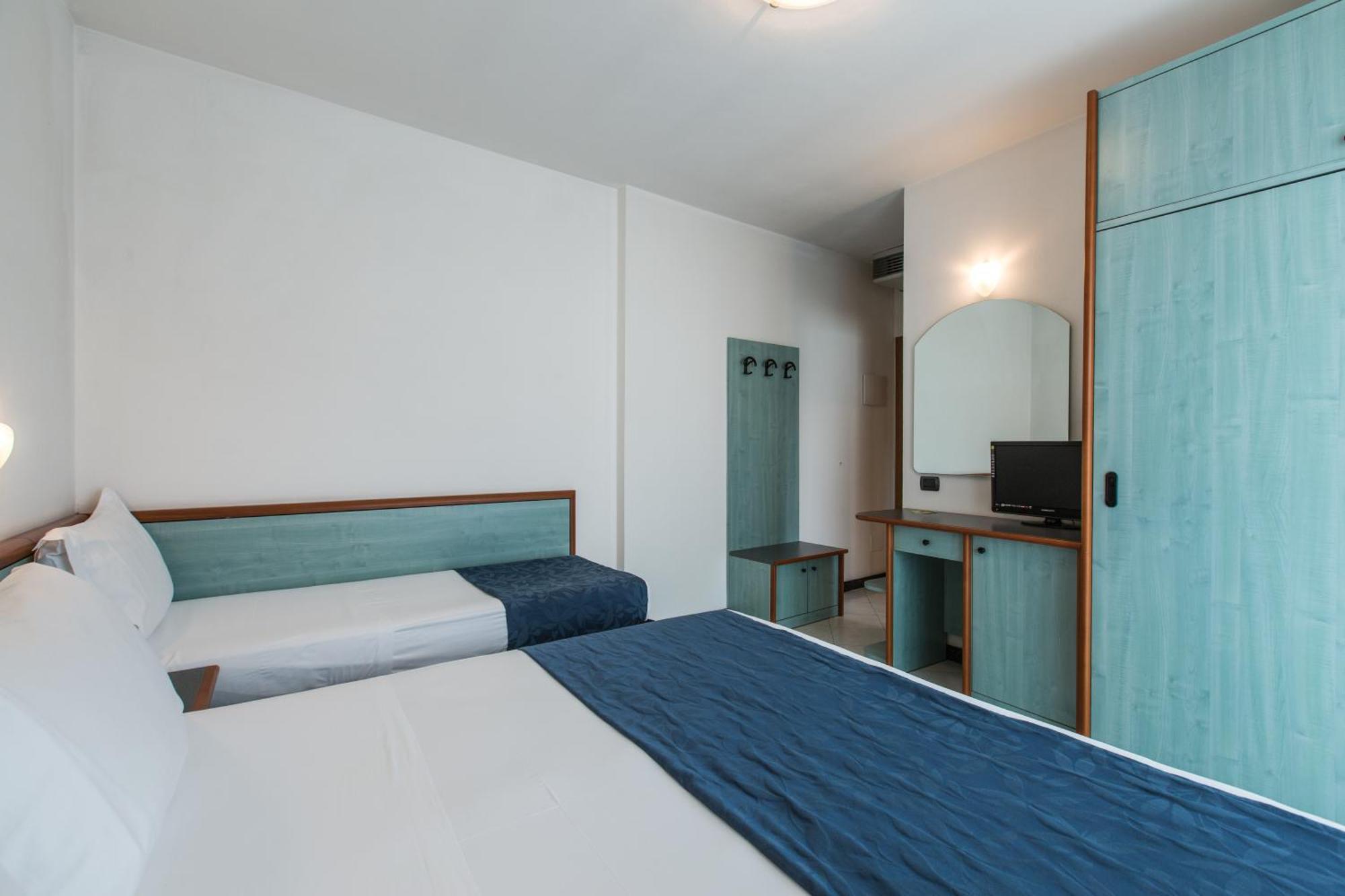 Hotel Luxor Milano Marittima Eksteriør billede